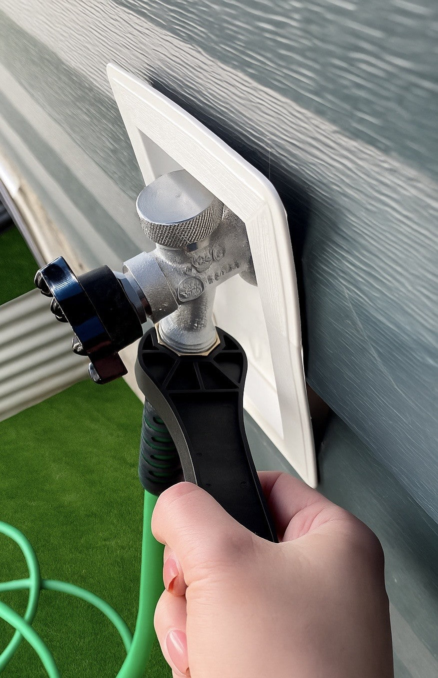 Garden Hose Wrench - Effortless Grip, Maximum Control